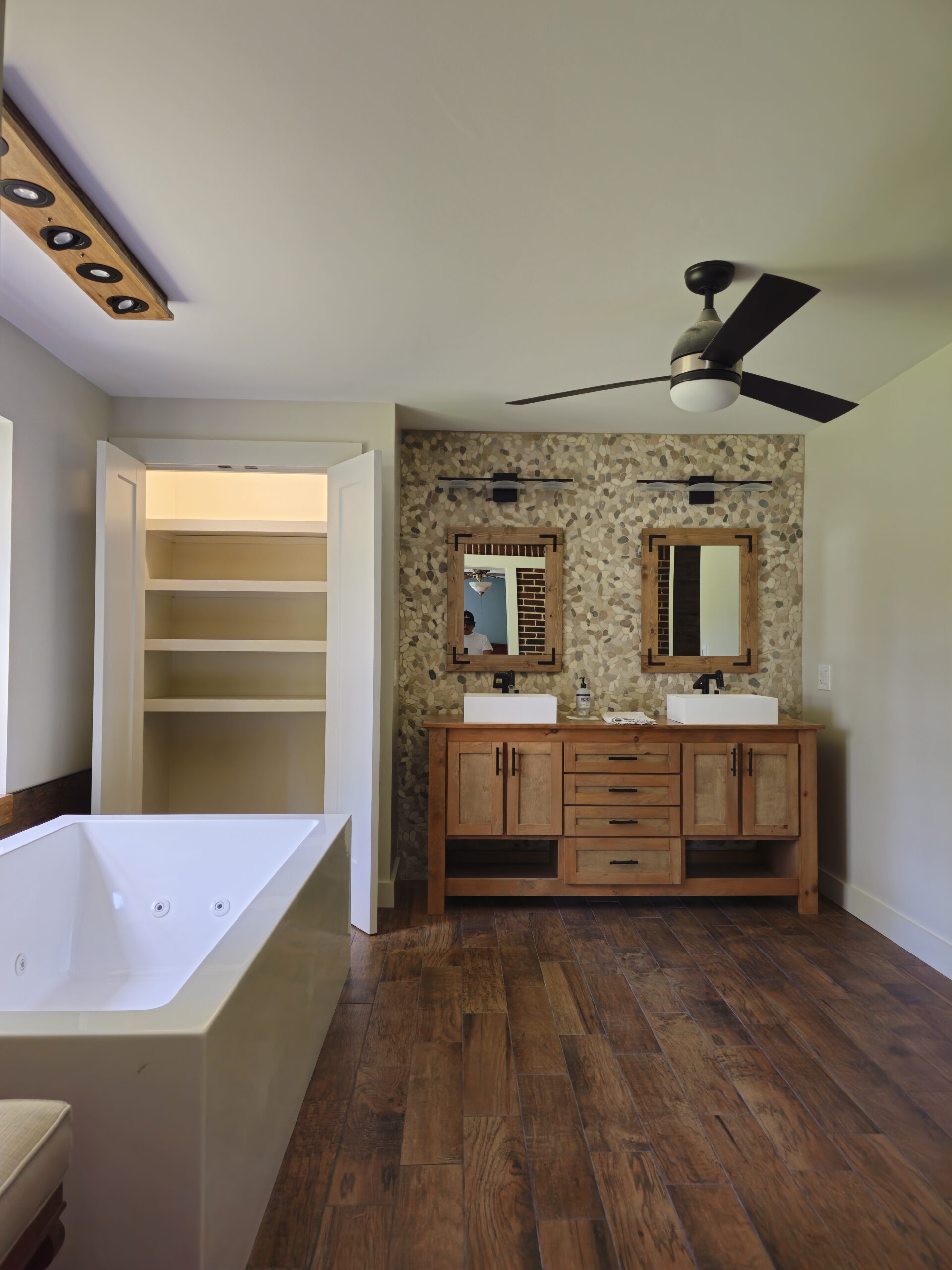 Home PaintingMa Bathroom Painting