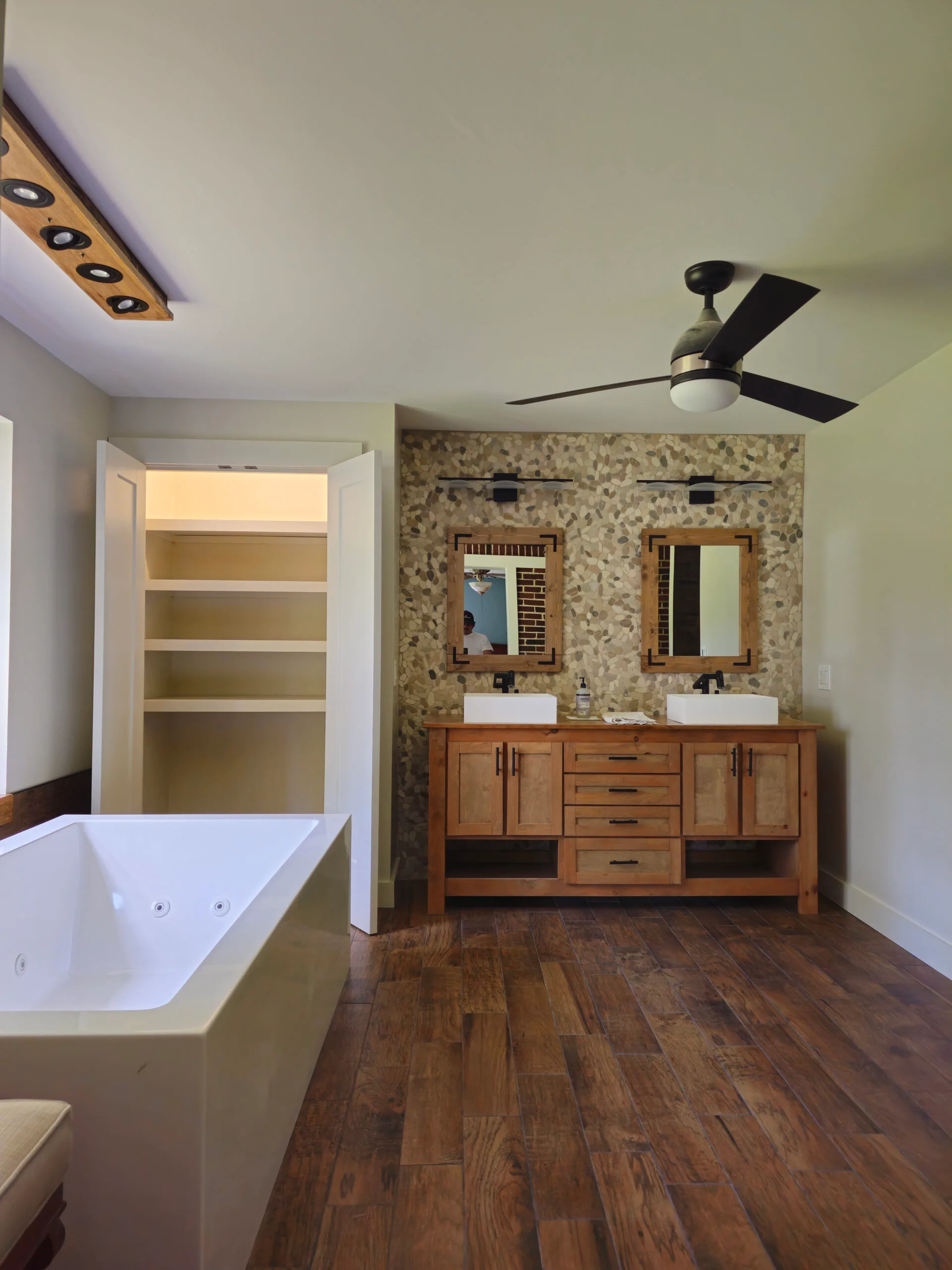 Home PaintingMa Bathroom Painting